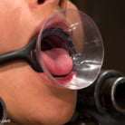 Beretta James in 'Tight bodied brunette rides the sybian'