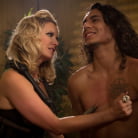 Maitresse Madeline Marlowe in 'Give Your Money To Women'