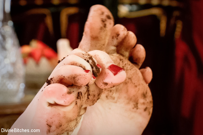 BONUS update! Bitchy Dirty Feet!