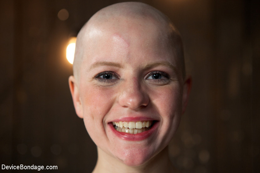 Alani Pi - Head Shaved Slut Live Show - Part 3