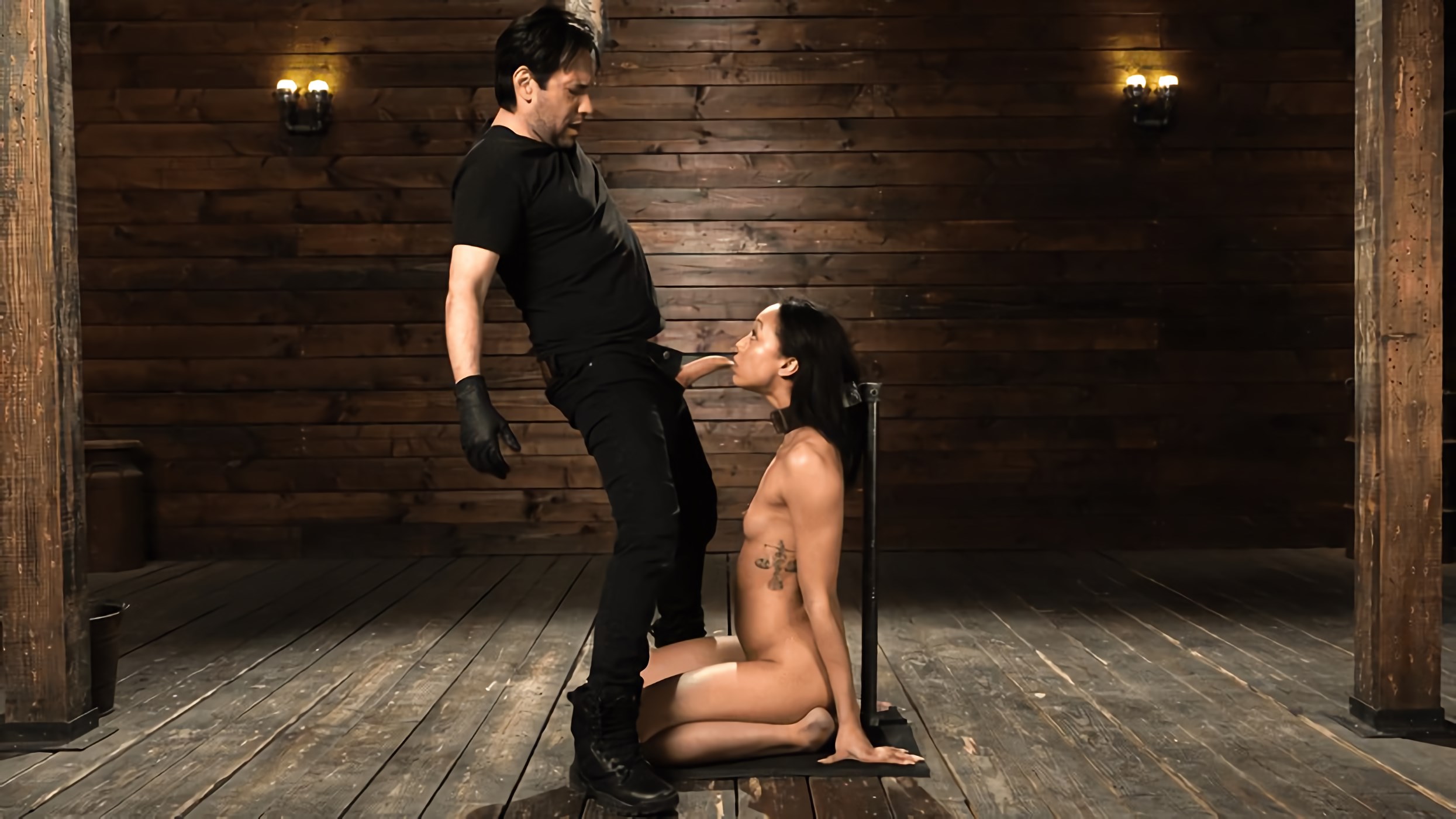 Bondage Anal Fuck Toy