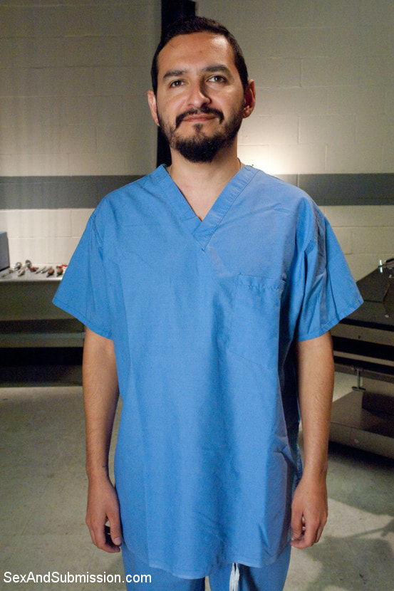 Sadistic Therapy: Delusional Patient gets Harsh Sexual Treatment