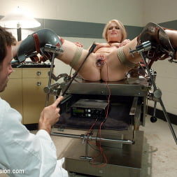 Sadistic Therapy: Delusional Patient gets Harsh Sexual Treatment