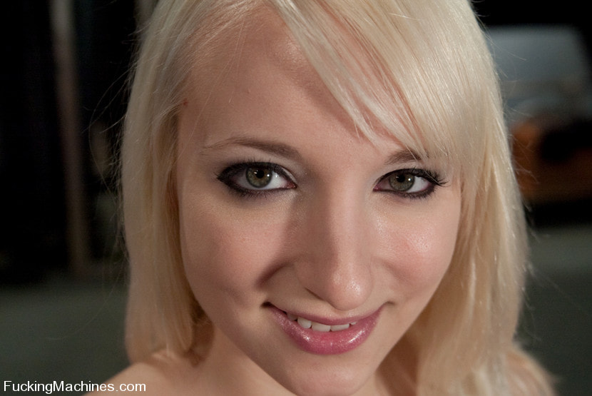 AMATEUR GIRL FRIDAYS ASHLEY JANE