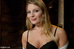 Aurora Snow - Youngest Porn Legend in the Business. | Picture (2)