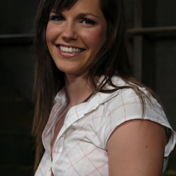 Bobbi Starr