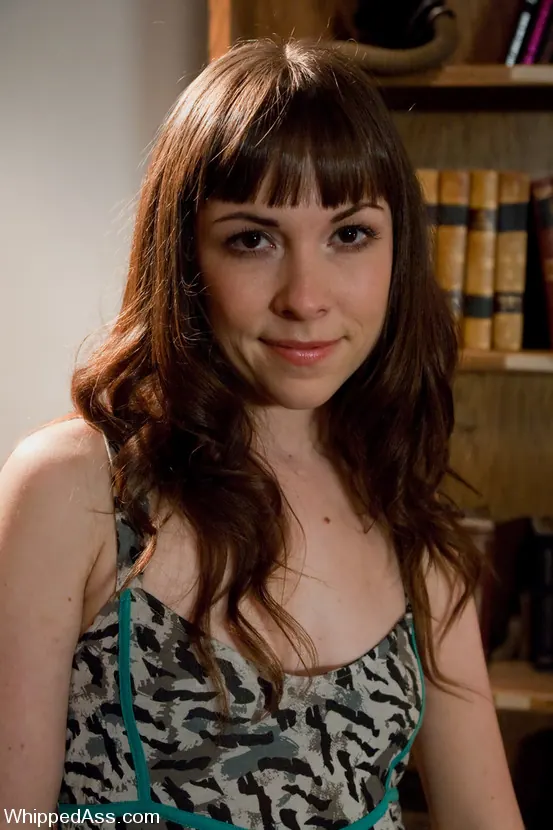 Bobbi Starr - Ratón de biblioteca | Picture (18)