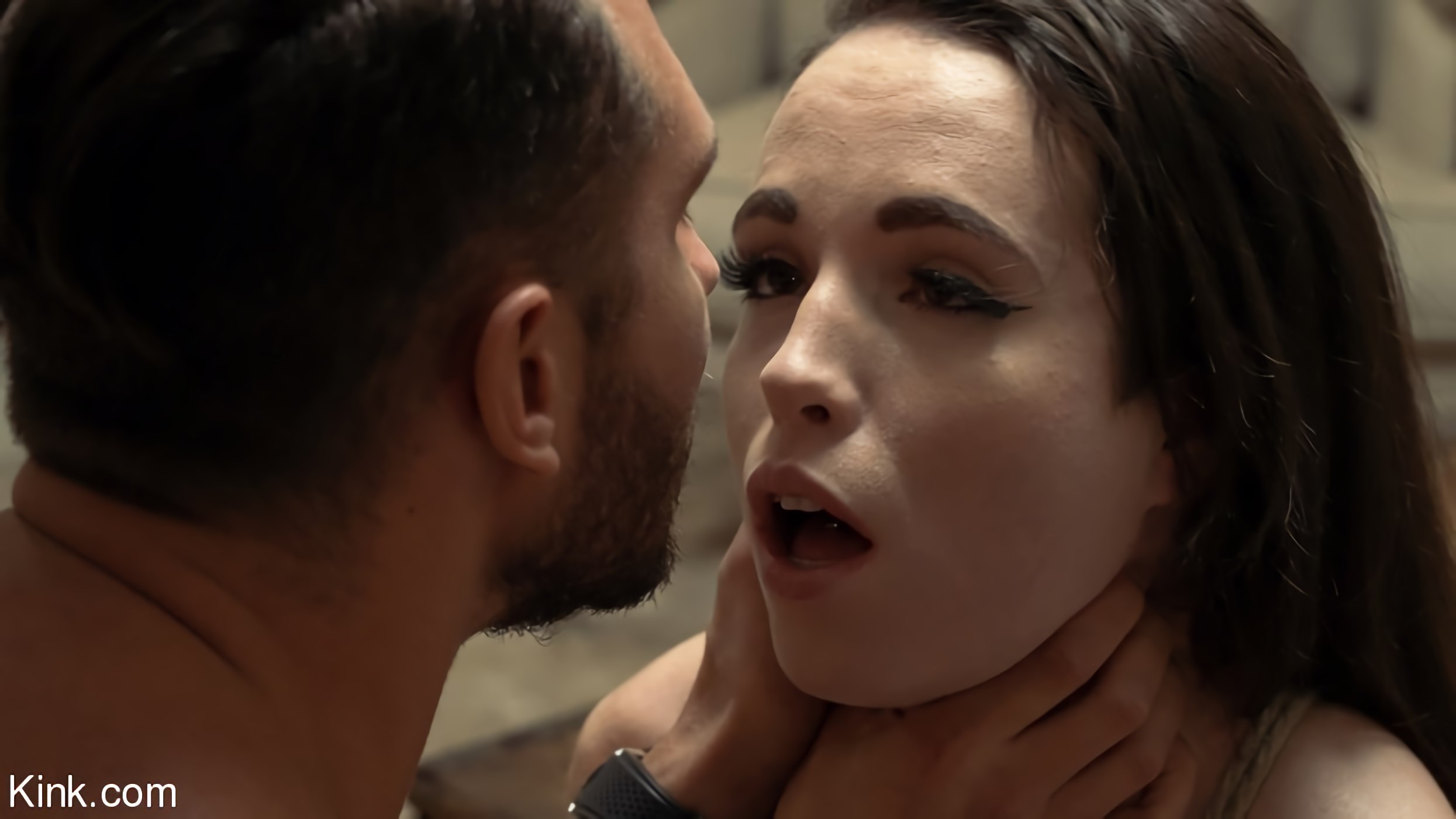 Tainted Love, Episode 4: The Submissive