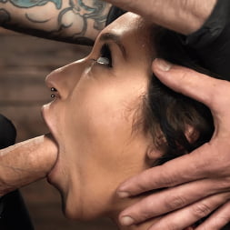 DP y doble vagina en estricta esclavitud