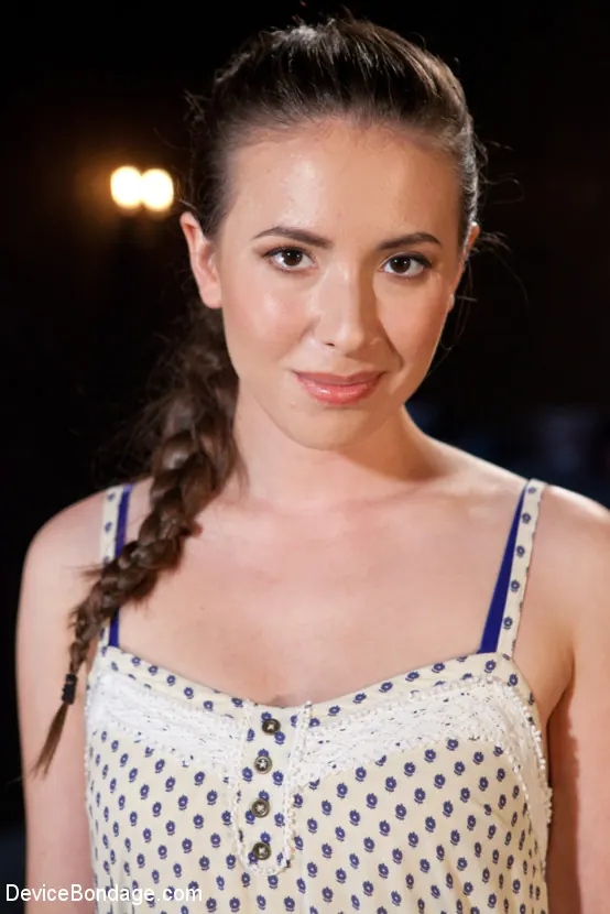 Casey Calvert - Into the Darkness | Picture (2)