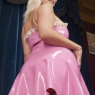 Francesca Le in 'Sloppy Gape Licking'