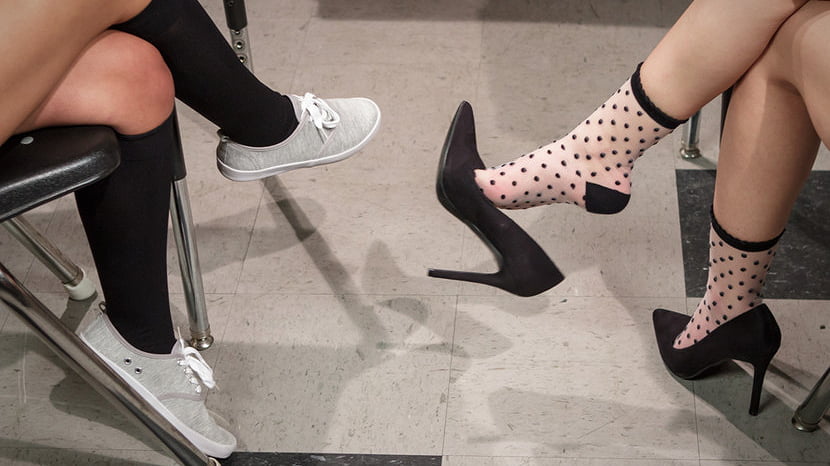 Intense lesbian foot worship and kinky co-ed lesbian sex.