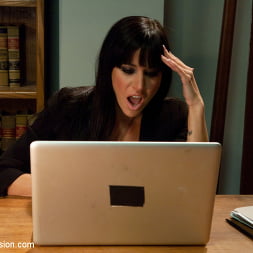 Gia Blackmailed