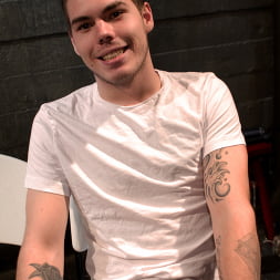 Ode to MenInPain.com!