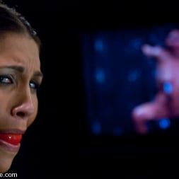 Jade Indica How fast can a Fucking Machine fuck