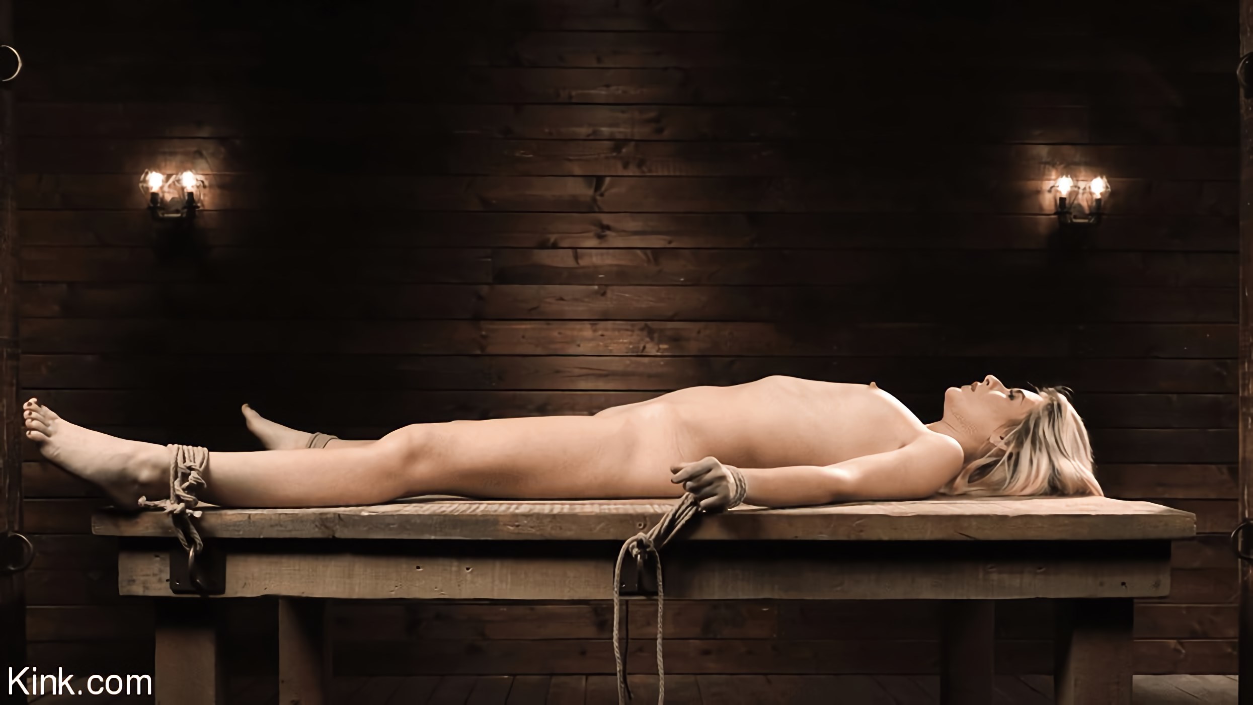 Fresh Hot Meat: Jessie Saint