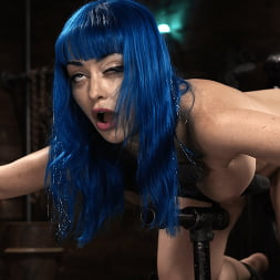 Cold Blue Steel: Jewelz Blu