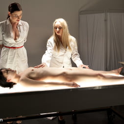 Electrosluts Presents: The Doctor's Monster!