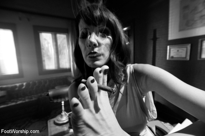 Kiss My Feet Deadly