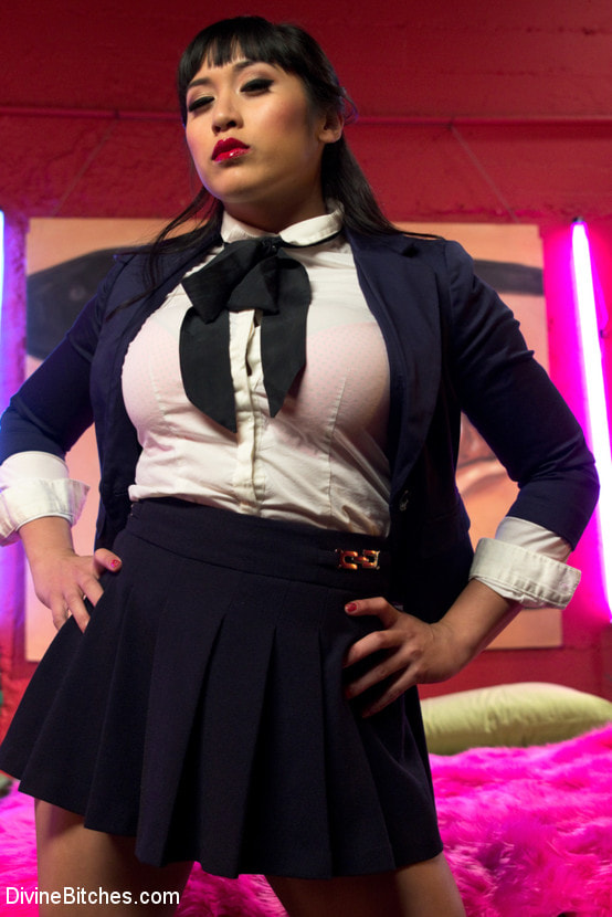Princesa malcriada cornuda