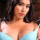 Mia Li in 'Mega Babe Gets a Full Throttle Machine Fucking!!'