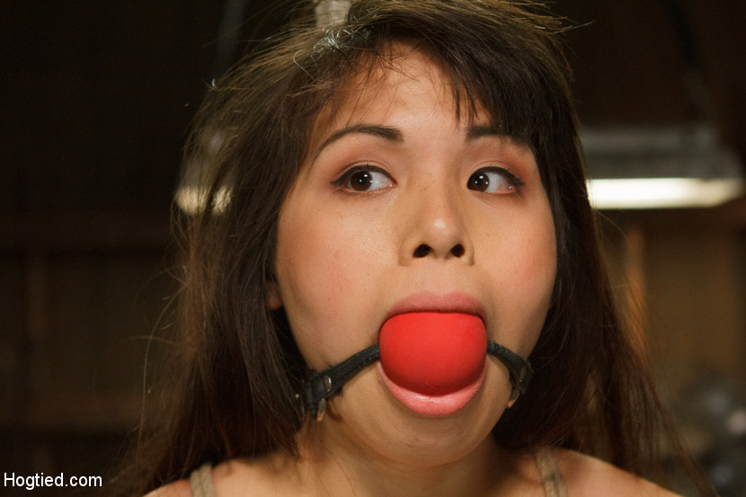 Hot Babe Tormented in Hard Bondage
