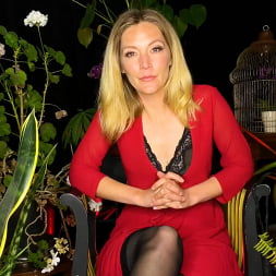 Mona Wales: A Desire For Servitude