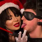 Siouxsie Q in 'Merry Bitchmas!'