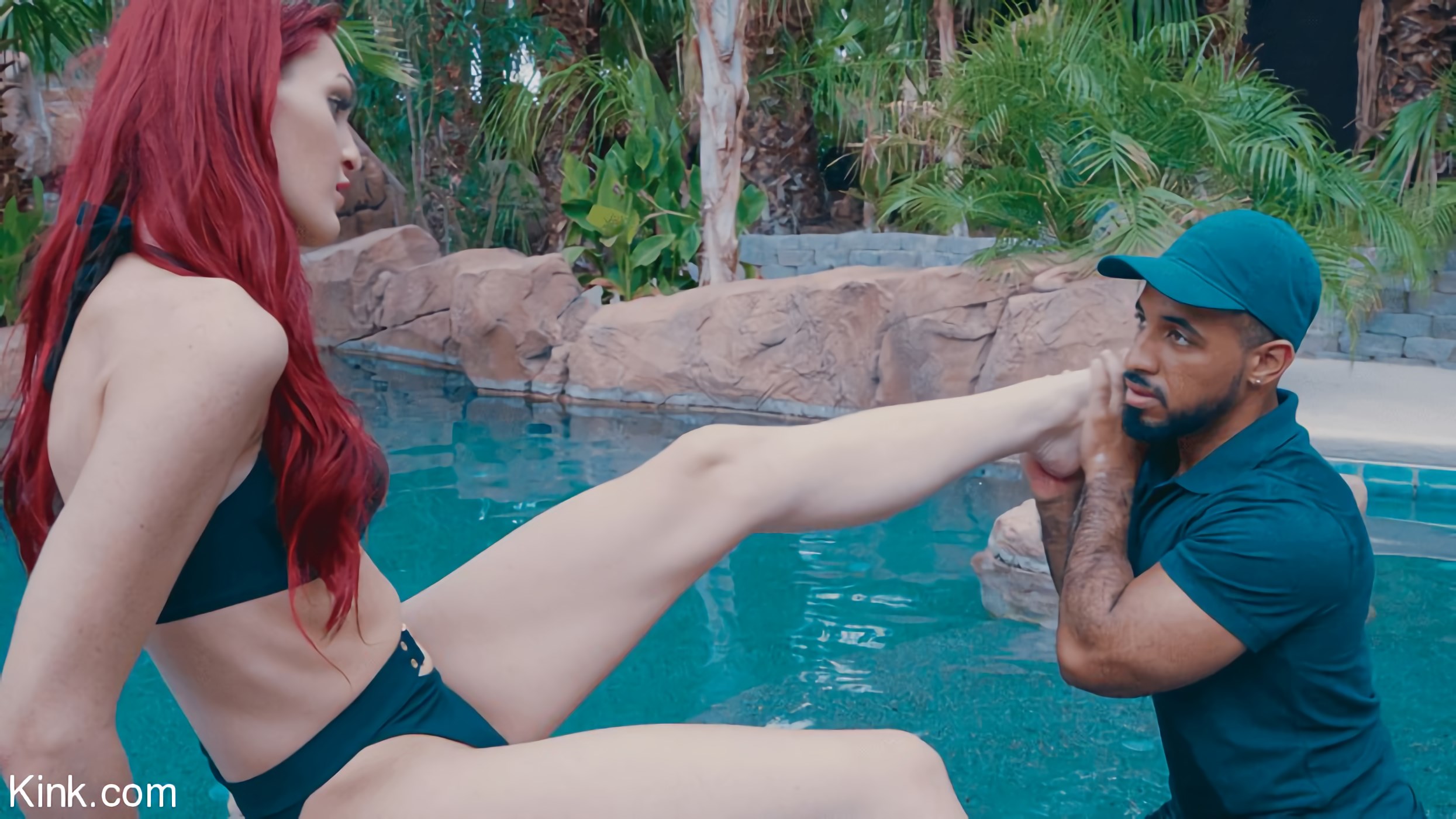 Bound For Delivery: Tori Easton and Rodrigo Amor