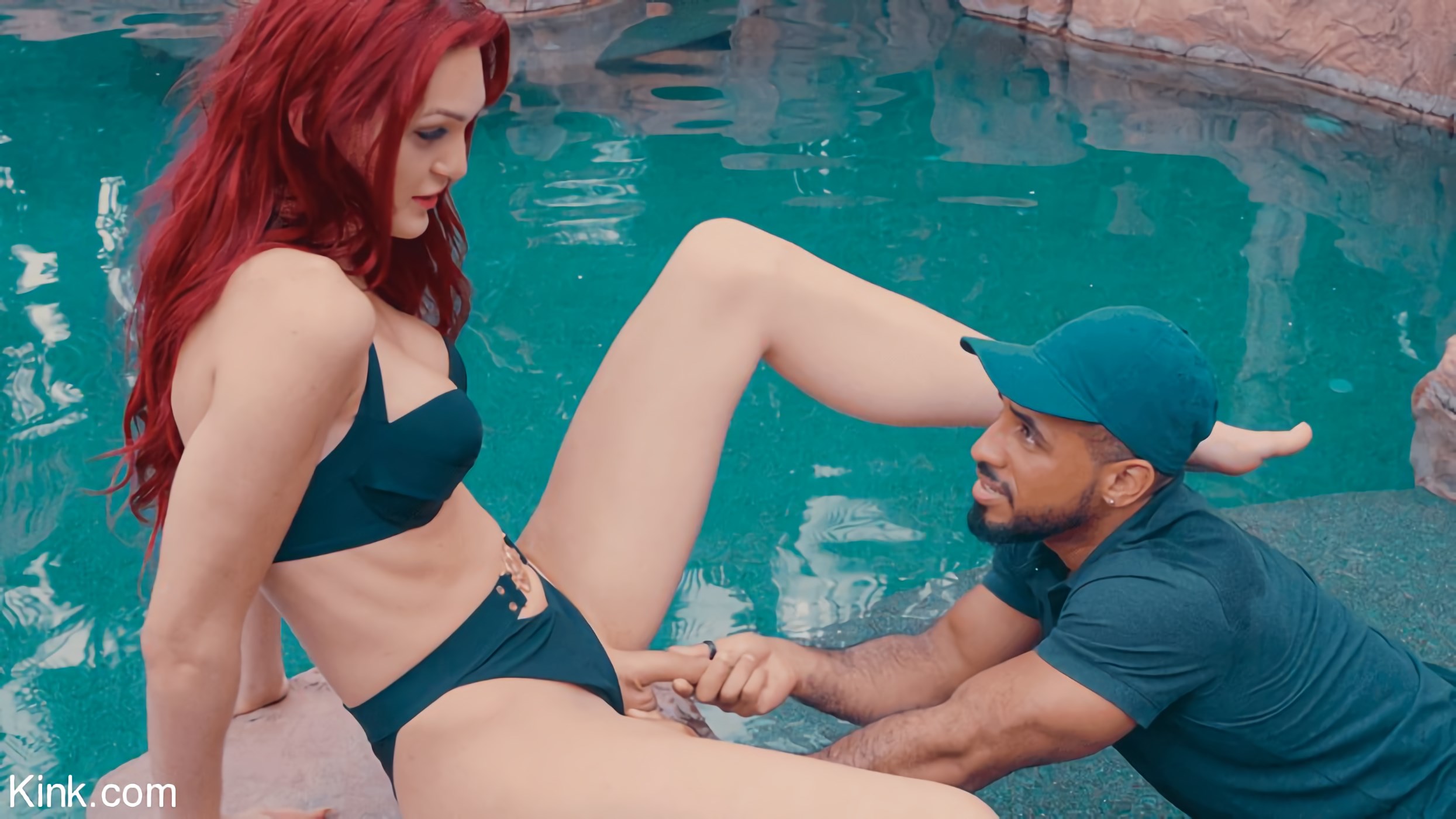 Bound For Delivery: Tori Easton and Rodrigo Amor
