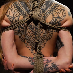 Vanessa Vega in: Tight Bondage